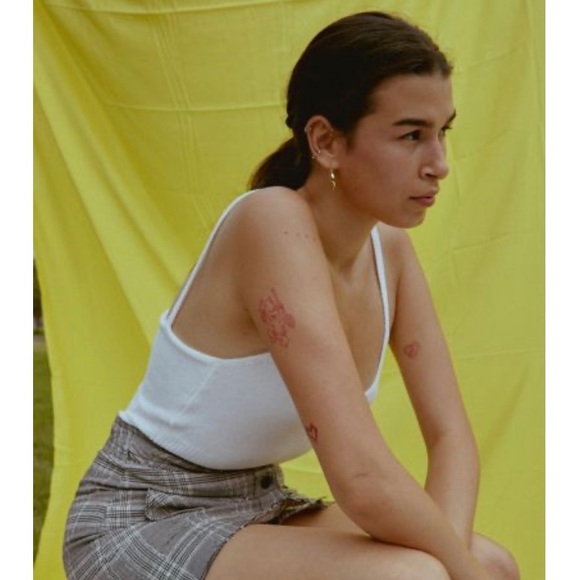 CYBER SALE🕊️urban outfitters Abigail White Fuzzy Knit Crop Top Tank - Picture 2 of 9